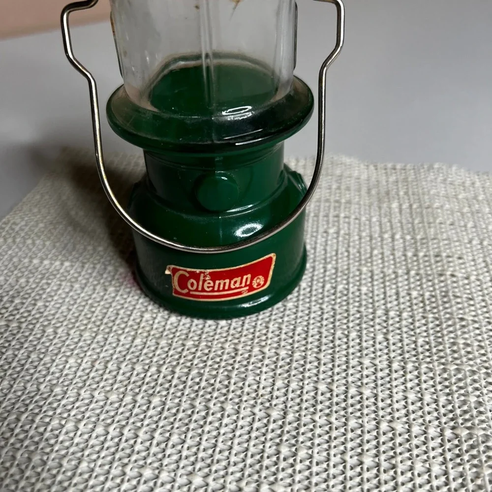 Vintage Avon Coleman Lantern Deep Woods Cologne Bottle Green Glass Decanter 5oz